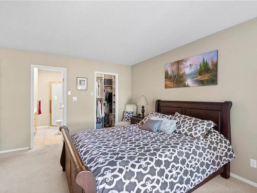 43-901 Kentwood Lane, Saanich, BC 