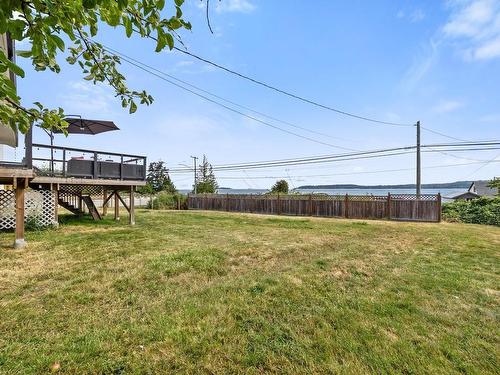 5626 1St St, Union Bay, BC 