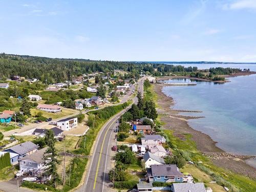 5626 1St St, Union Bay, BC 