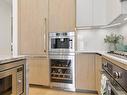 304-888 Government St, Victoria, BC  - Indoor Photo Showing Kitchen 