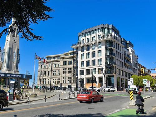 304-888 Government St, Victoria, BC - Outdoor With Facade