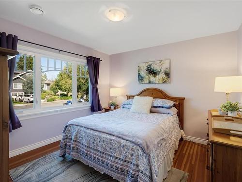 2033 Kings Rd, Oak Bay, BC 