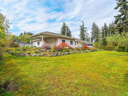 671 Meadow Dr, Parksville, BC 