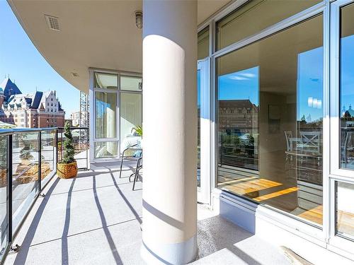 N501-737 Humboldt St, Victoria, BC - Outdoor With Balcony With Exterior