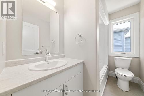 10 French Street, Prince Edward County (Picton), ON - Indoor Photo Showing Bathroom