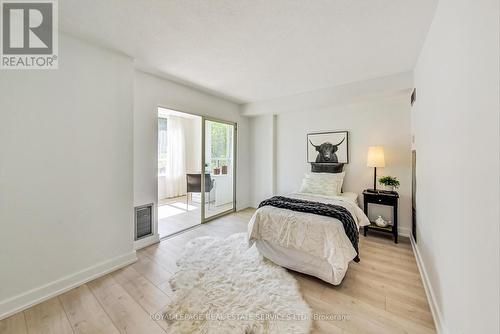 203 - 205 Wynford Drive, Toronto (Flemingdon Park), ON - Indoor Photo Showing Bedroom