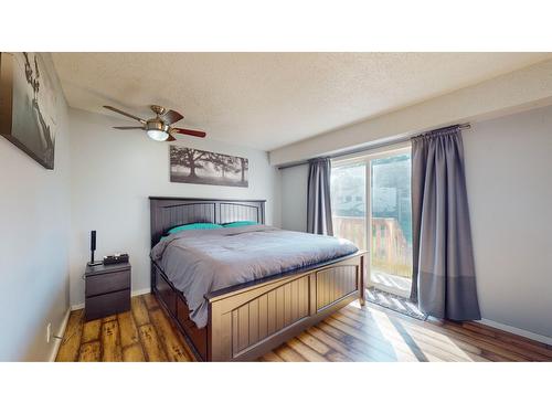 2625 5Th Street S, Cranbrook, BC - Indoor Photo Showing Bedroom