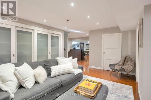 304 Fritillary Street, Oakville (Bronte West), ON - Indoor Photo Showing Living Room