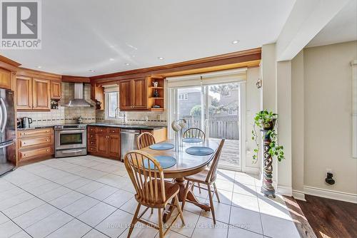 226 Poole Drive, Oakville, ON - Indoor