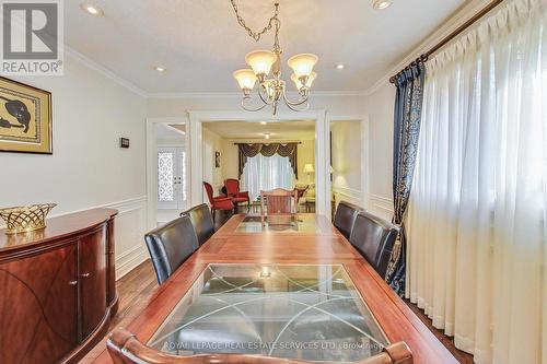 226 Poole Drive, Oakville, ON - Indoor Photo Showing Dining Room