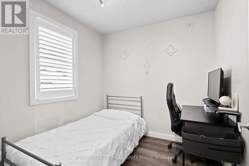 37 Maplecrest Avenue, St. Catharines (Burleigh Hill), ON - Indoor Photo Showing Bedroom