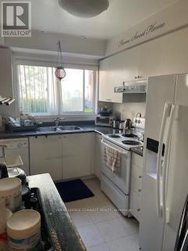 46 - 3648 Kingston Road, Toronto (Scarborough Village), ON - Indoor Photo Showing Kitchen With Double Sink