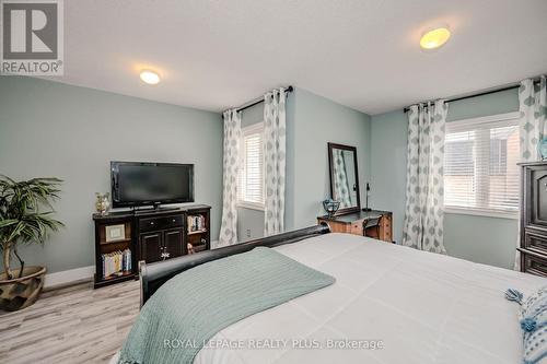 27 - 2088 Leanne Boulevard, Mississauga, ON - Indoor Photo Showing Bedroom