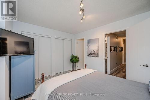 27 - 2088 Leanne Boulevard, Mississauga (Sheridan), ON - Indoor Photo Showing Bedroom