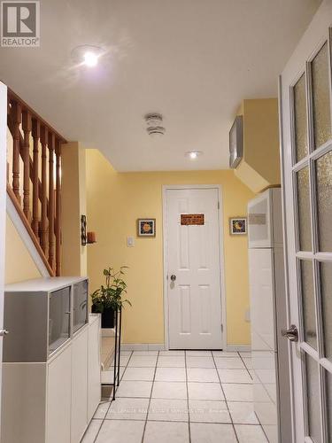 Bsmt - 5560 Cortina Crescent, Mississauga (Hurontario), ON - Indoor Photo Showing Other Room