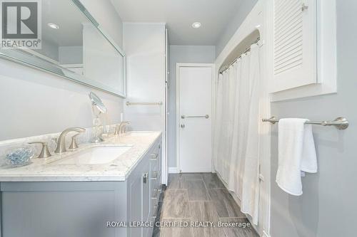 62 Hillside Drive, Brampton (Westgate), ON - Indoor Photo Showing Bathroom