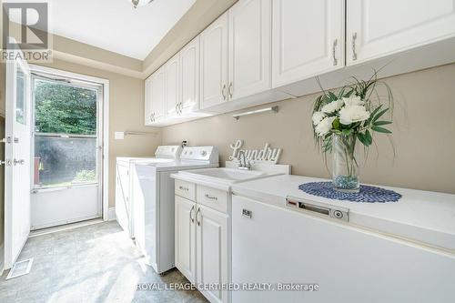 62 Hillside Drive, Brampton (Westgate), ON - Indoor Photo Showing Laundry Room