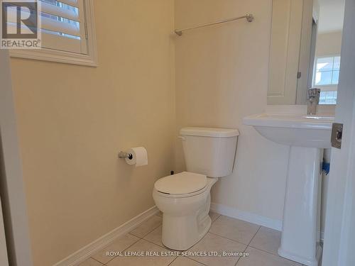 7989 Odell Crescent, Niagara Falls, ON - Indoor Photo Showing Bathroom