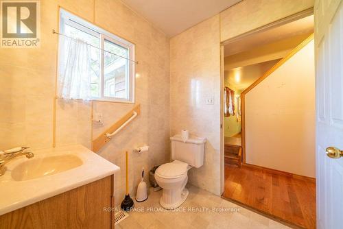 1141C Grindstone Lake Road, North Frontenac, ON - Indoor Photo Showing Bathroom