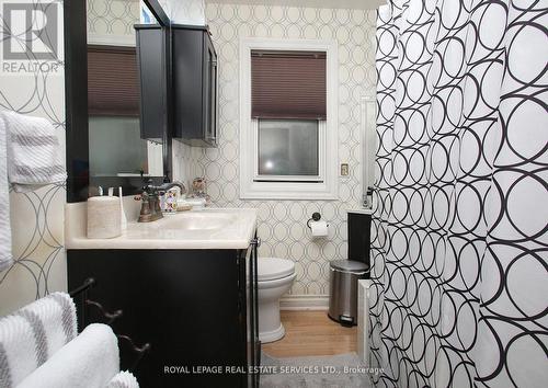 92 Atlee Avenue, Toronto (Birchcliffe-Cliffside), ON - Indoor Photo Showing Bathroom