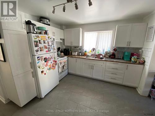 72 Taylor Avenue, Kirkland Lake, ON - Indoor Photo Showing Kitchen