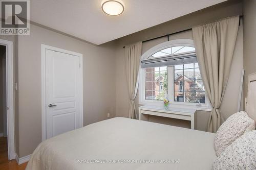 277 Creek Path Avenue, Oakville, ON - Indoor Photo Showing Bedroom