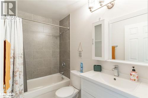 Main Bathroom - 1117 Mistivale Road, Minden, ON - Indoor Photo Showing Bathroom