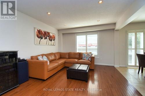 15 Clement Drive, Hamilton (Stoney Creek), ON - Indoor Photo Showing Living Room