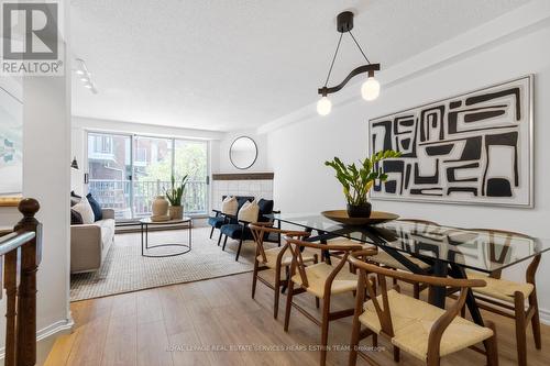 62 St Nicholas Street, Toronto, ON - Indoor Photo Showing Dining Room