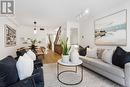 62 St Nicholas Street, Toronto, ON  - Indoor Photo Showing Living Room 