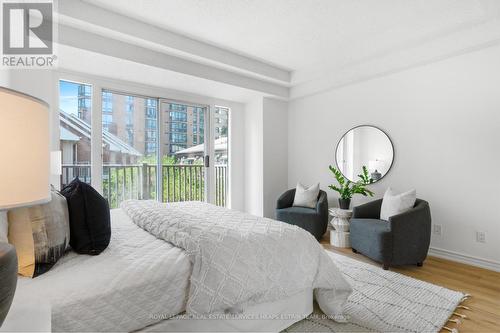 62 St Nicholas Street, Toronto, ON - Indoor Photo Showing Bedroom