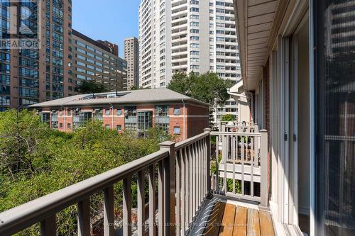 62 St Nicholas Street, Toronto (Bay Street Corridor), ON - Outdoor With Balcony