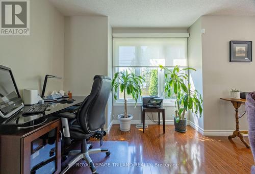 Main Living Area exudes loads of natural light - 141 - 1500 Richmond Street, London, ON - Indoor