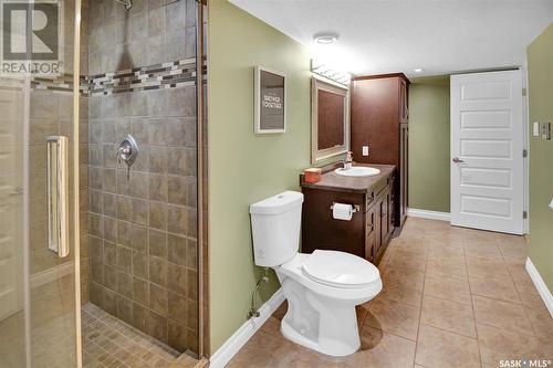 227 Padget Crescent, Saskatoon, SK - Indoor Photo Showing Bathroom