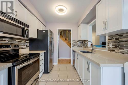 55 Vanier Street, Whitby (Pringle Creek), ON - Indoor Photo Showing Kitchen With Double Sink