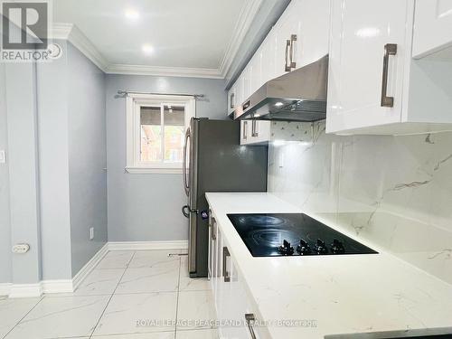 93 Fullerton Crescent, Markham (Milliken Mills West), ON - Indoor Photo Showing Kitchen