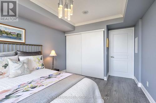 602 - 350 Red Maple Road, Richmond Hill, ON - Indoor Photo Showing Bedroom