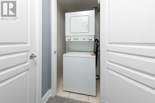 602 - 350 Red Maple Road, Richmond Hill, ON - Indoor Photo Showing Laundry Room