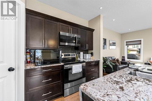 1701 11Th Avenue Nw, Moose Jaw, SK - Indoor Photo Showing Kitchen