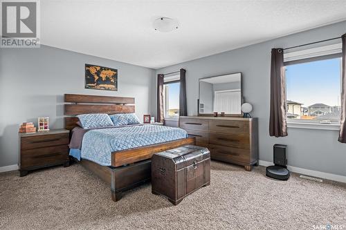 1701 11Th Avenue Nw, Moose Jaw, SK - Indoor Photo Showing Bedroom