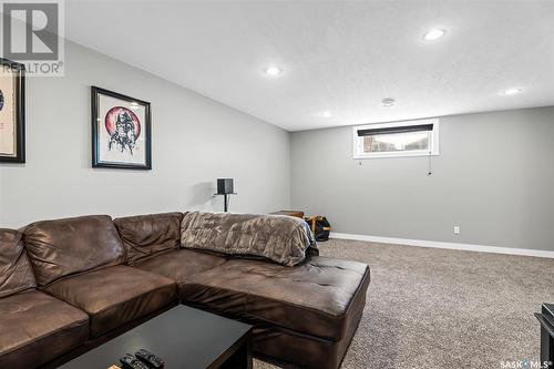 1701 11Th Avenue Nw, Moose Jaw, SK - Indoor