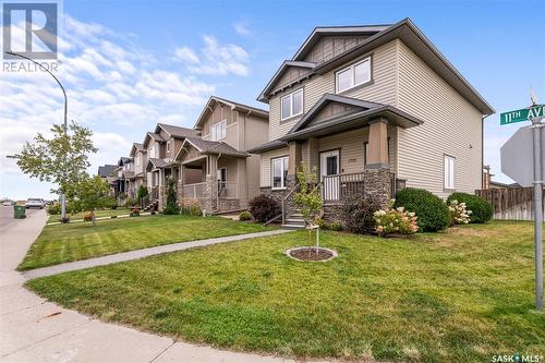 1701 11Th Avenue Nw, Moose Jaw, SK - Outdoor With Facade