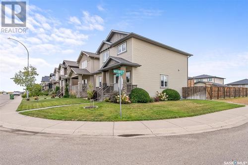 1701 11Th Avenue Nw, Moose Jaw, SK - Outdoor With Facade