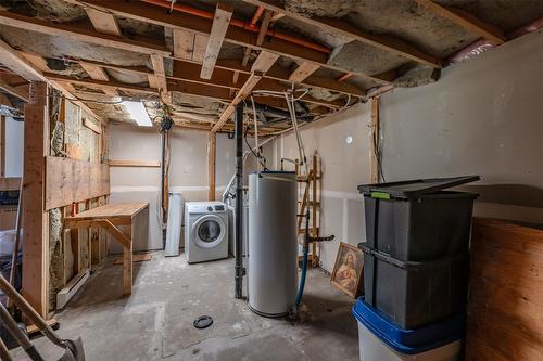 25 Falcon Drive, Oliver, BC - Indoor Photo Showing Basement