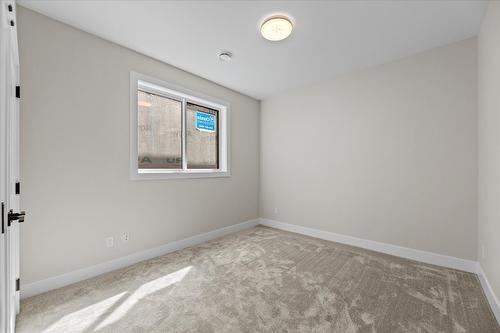 1787 Viewpoint Drive, Kelowna, BC - Indoor Photo Showing Other Room