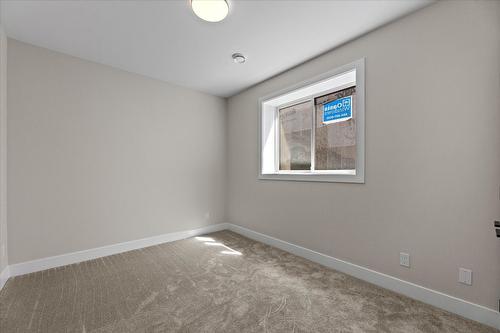 1787 Viewpoint Drive, Kelowna, BC - Indoor Photo Showing Other Room