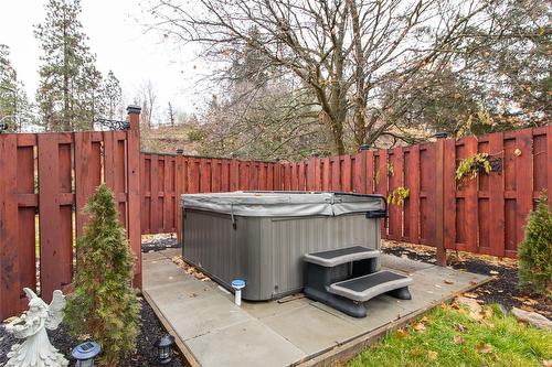 2863 Belgo Road, Kelowna, BC - Outdoor