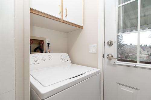 2863 Belgo Road, Kelowna, BC - Indoor Photo Showing Bathroom