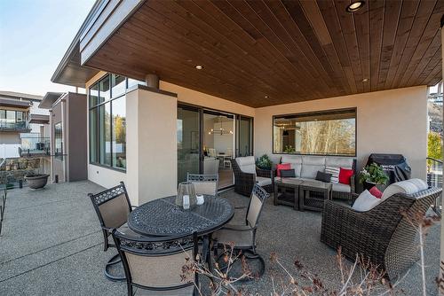 450 Windhover Court, Kelowna, BC - Outdoor With Deck Patio Veranda With Exterior