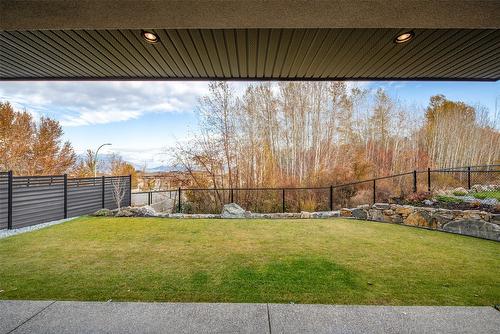 450 Windhover Court, Kelowna, BC - Outdoor With Exterior